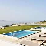 Anelia Sea View * 尼亚·蒙达尼亚