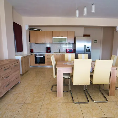 Anelia Sea View Villa Nea Moudania