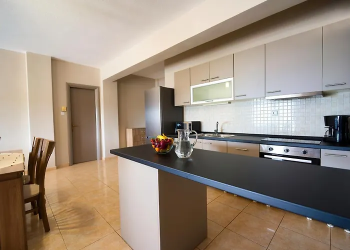 Anelia Sea View *
